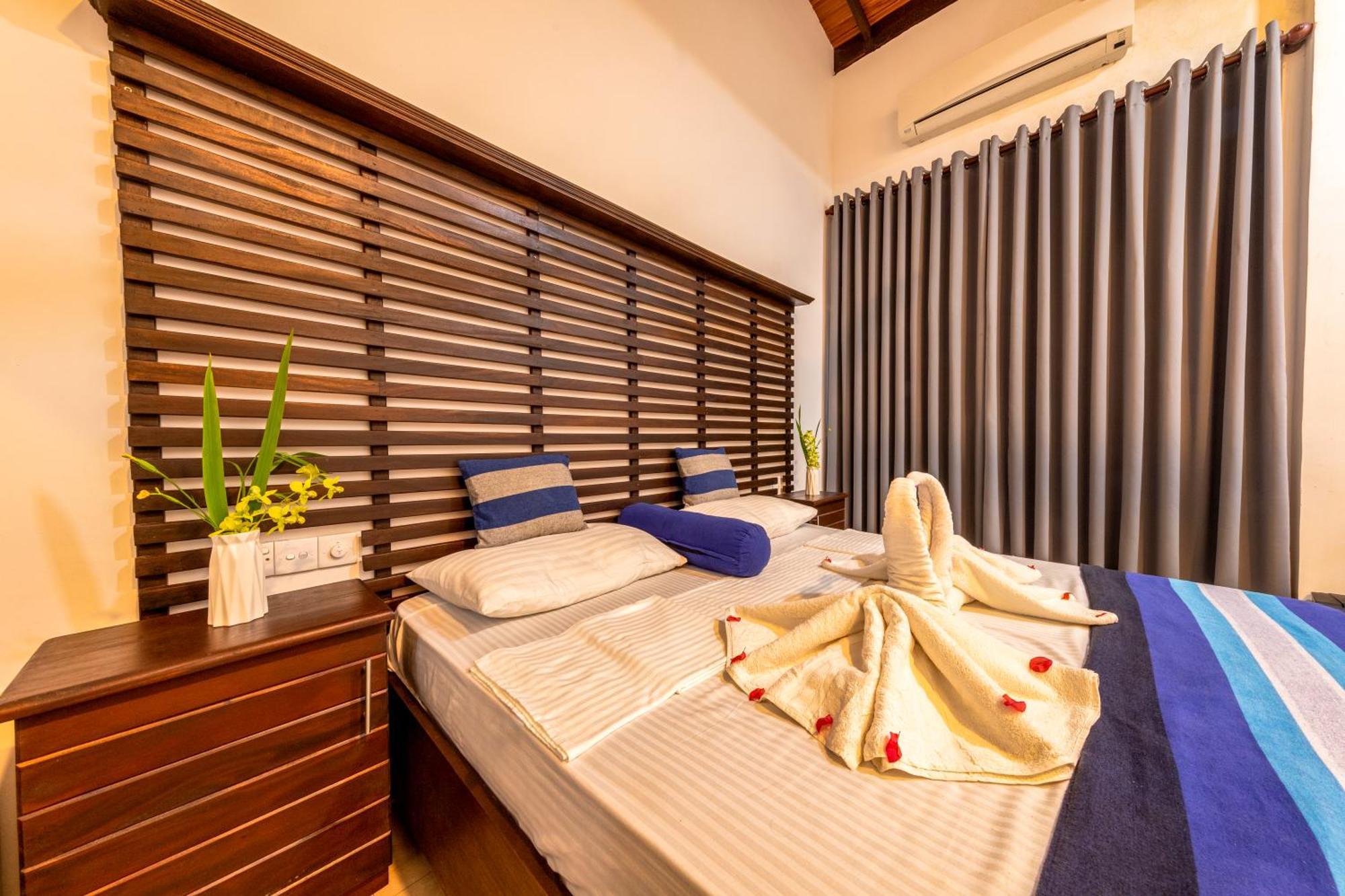 Owinmo Hotel & Reception Hall كالي المظهر الخارجي الصورة